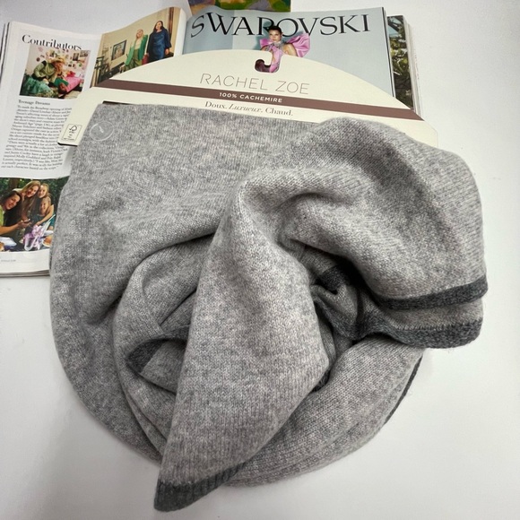 MNWT RACHEL ROY LONG SOFT KNIT 100% CASHMERE Scarf